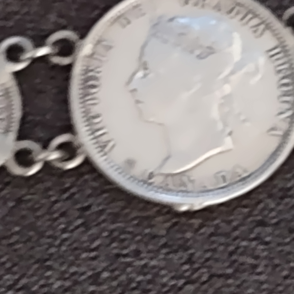 VINTAGE silver coin bracelet - Picture 7 of 11